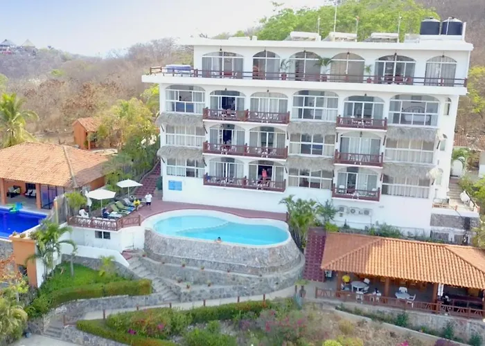 El Morro Hotel Zihuatanejo