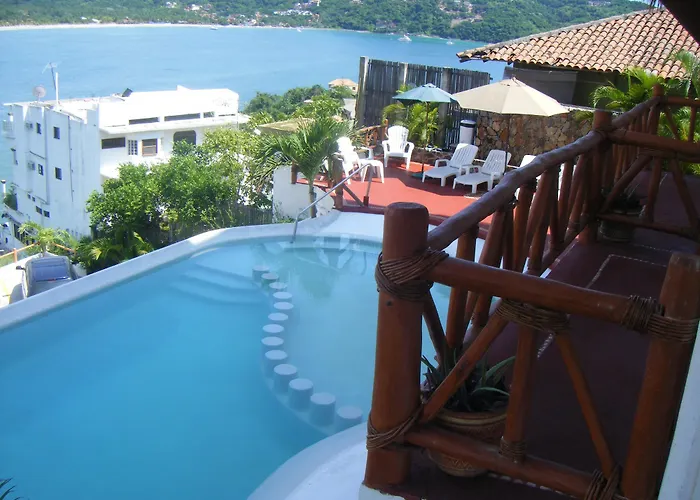 El Morro 3* Zihuatanejo
