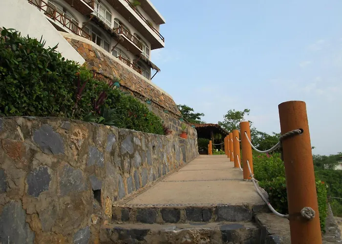 El Morro Hotel 3*